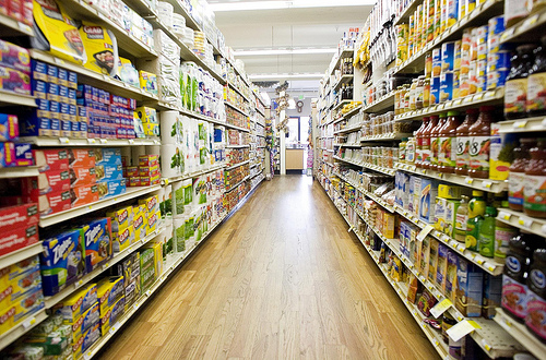 supermarket-aisle